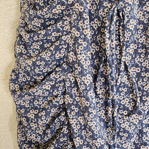 BLUSH BJ RUCHED FLORAL DRESS SIZE 1XL - Picture 6 of 10